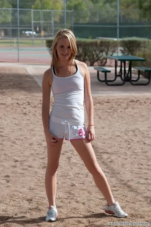 Sara Jaymes: Blonde Amateur Flashes Her Tits Outdoors in Shorts – photo 6 of 16