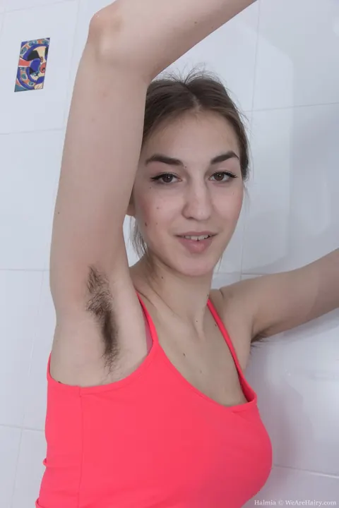 Olina W Halmia: Short-Haired British Brunette Fingers Her Hairy Pussy in a Bikini – photo 1 of 18