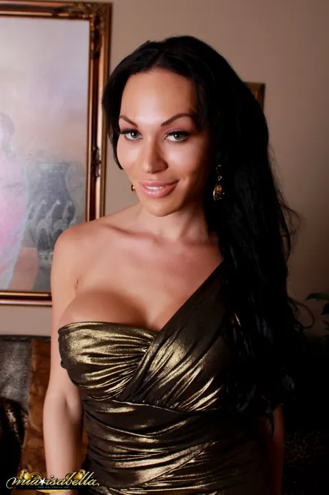 Latina Trans Woman Undresses and Flaunts Her Big Cock – photo 1 of 12