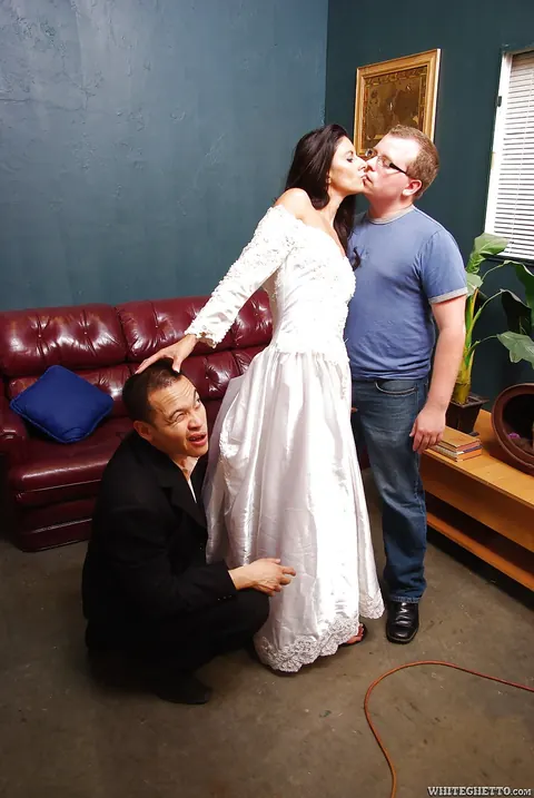 Nikki Daniels: Brunette Bride MILF Lifts Her Wedding Skirt for a Threesome – photo 4 of 15