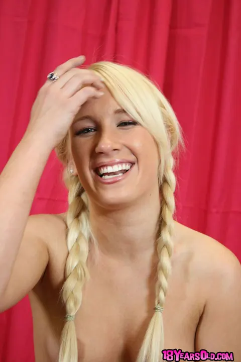 Jocelyn Jayden: Blonde with Natural Tits Fingers Her Pussy and Spreads Her Lips – photo 16 of 21