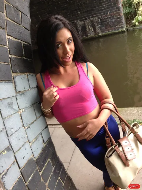 Hannah Shaw: Petite Asian Babe in Pantyhose Flashes Her Big Tits Outdoors – photo 8 of 15