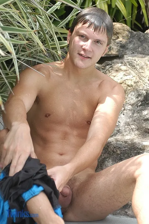 Hairy Man Strips Naked and Poses Outdoors – photo 11 of 21
