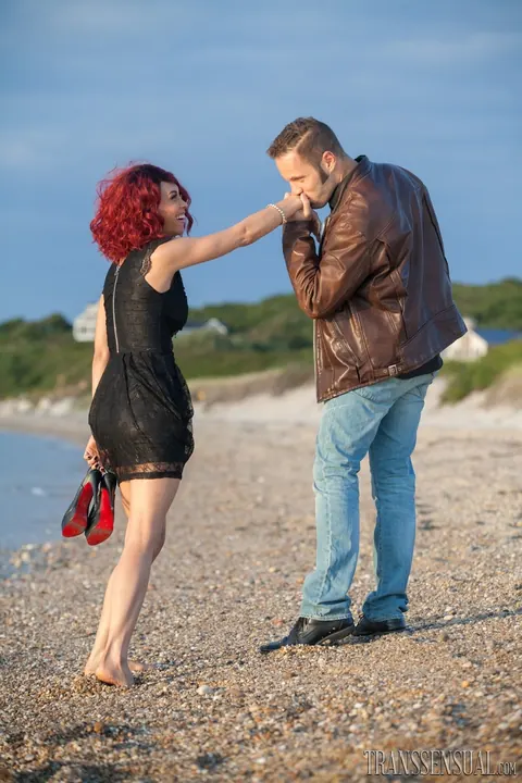 Trans Woman Stands Nude Outdoors and Arches Her Back – photo 12 of 15