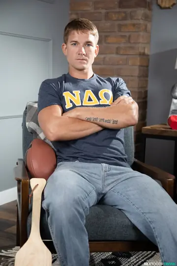 Hairy Men Strip Off Their Jeans for Gay Group Sex