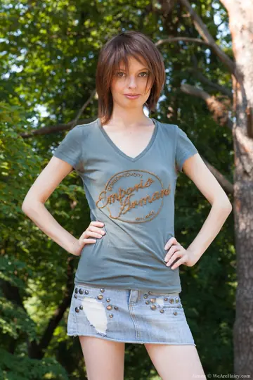 Slim Brunette Outdoors Spreads Her Hairy Pussy