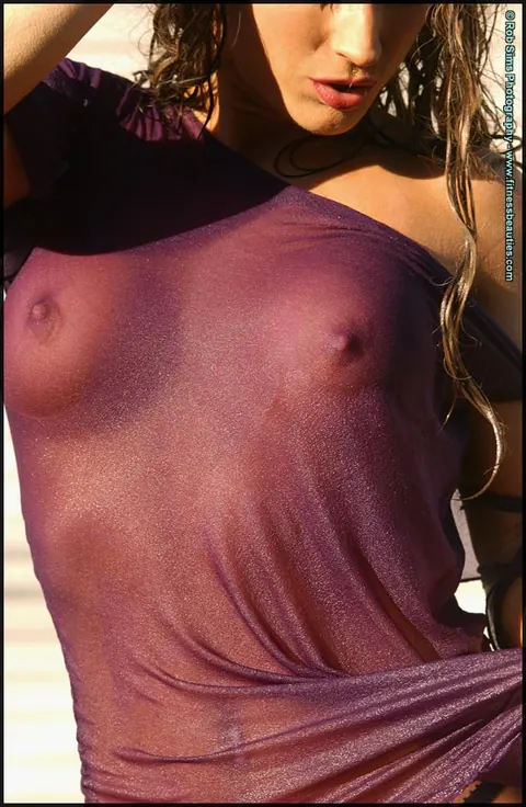 Loretta Lynn: Busty Brunette Soaks Her Lingerie and Skirt with a Garden Hose – photo 14 of 15