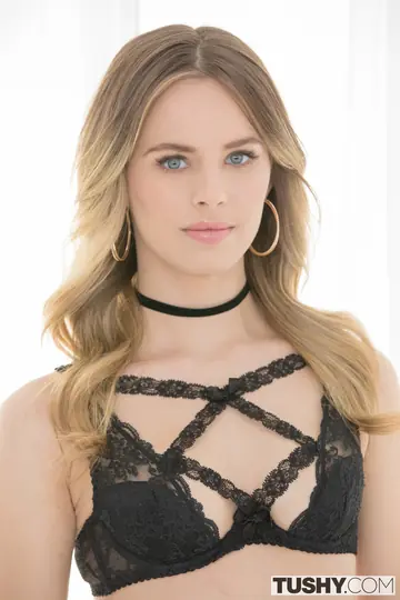 Jillian Janson – Busty Brunette and Redhead Share Anal Threesome with Cum Swapping