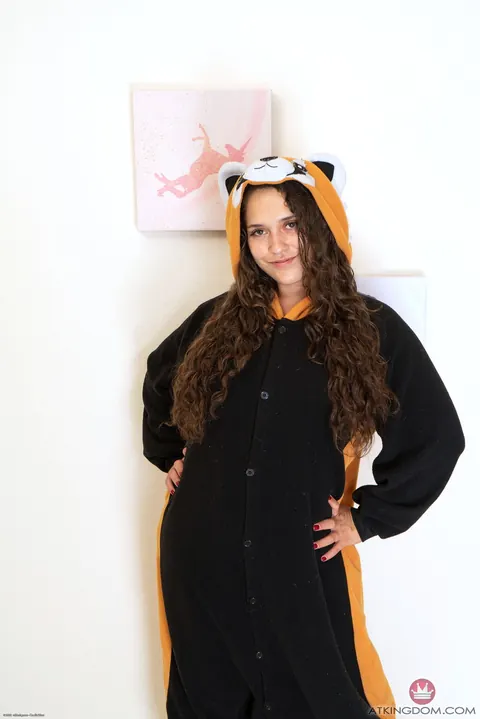 Ziggy Star: Petite Hairy Brunette in Costume Spreads for Anal – photo 1 of 21
