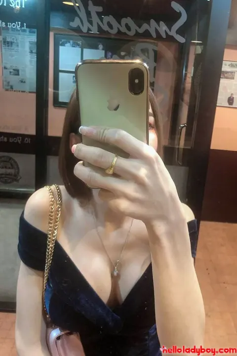 Asian Trans Woman Poses in Outfits Before Stripping Nude – photo 18 of 20