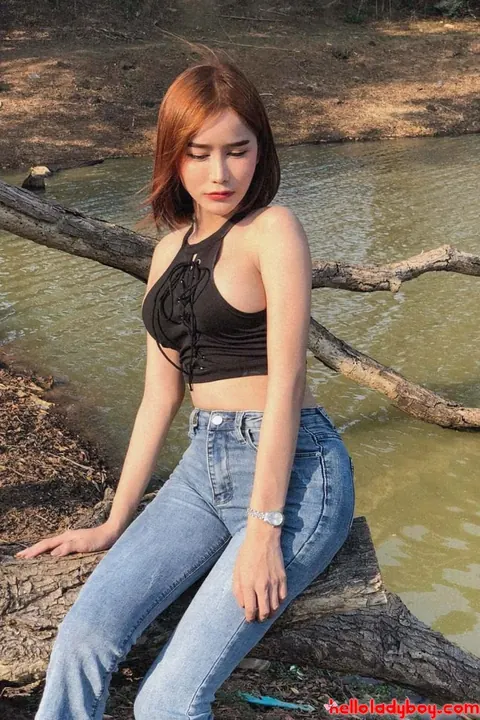 Asian Trans Woman Poses in Outfits Before Stripping Nude – photo 12 of 20