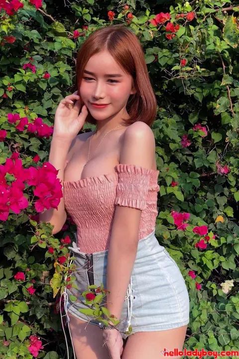 Asian Trans Woman Poses in Outfits Before Stripping Nude – photo 13 of 20