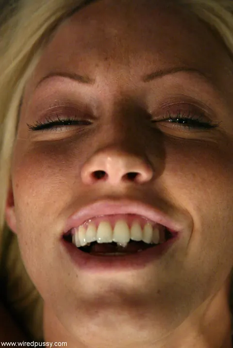 Skinny Blonde MILF Gets Restrained and Uses a Dildo – photo 11 of 20