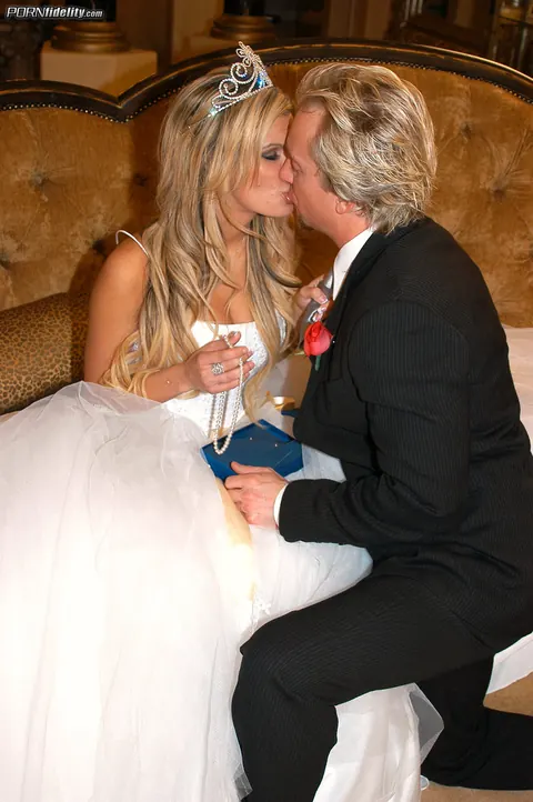 Kendall Brooks: Busty Blonde MILF Bride Undresses for Group Sex – photo 4 of 21
