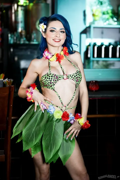 Jewelz Blu: Pale Thick Brunette in a Bikini and Skirt with Heels Gets Fucked – photo 2 of 20