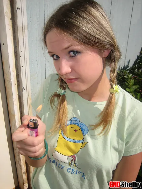 Woman in Pigtails Pulls Panties Aside Outdoors – photo 11 of 12