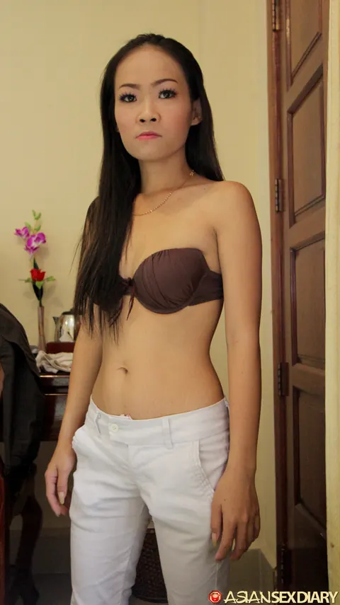 Petite Asian MILF in Panties Rides Him Cowgirl – photo 3 of 15