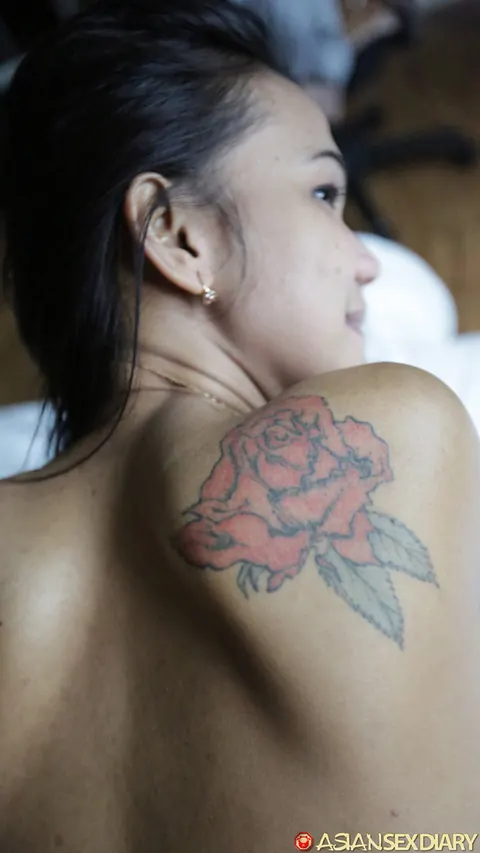 Asian Woman Gets Fucked in POV – photo 16 of 20