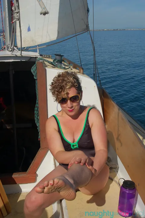 Ava Solanas: Thick Brunette Lesbians with Big Tits Get Naked and Fuck on a Boat – photo 5 of 21