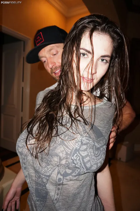 Molly Jane: Busty Brunette Strips Off Her Lingerie to Reveal Her Natural Tits – photo 16 of 16