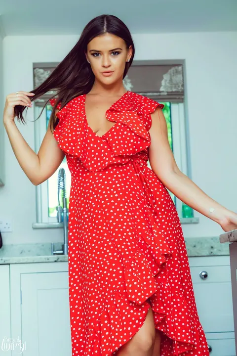 Brook Wright: British Brunette Strips Out of Her Dress in the Kitchen – photo 3 of 12