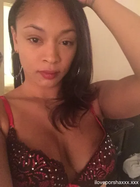 Porsha Carrera: Busty Latina MILF Poses in Lingerie for Mirror Selfie – photo 9 of 17