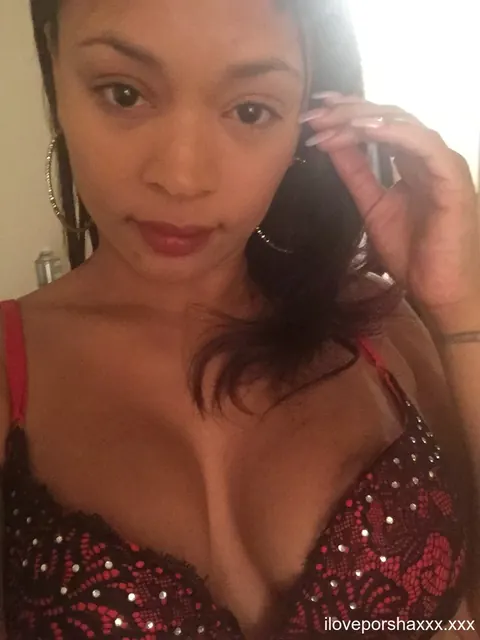 Porsha Carrera: Busty Latina MILF Poses in Lingerie for Mirror Selfie – photo 14 of 17