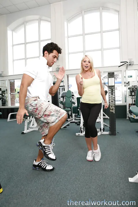 Shawna Lenee: Athletic Blonde with Big Tits Gets Fucked in the Gym – photo 2 of 16
