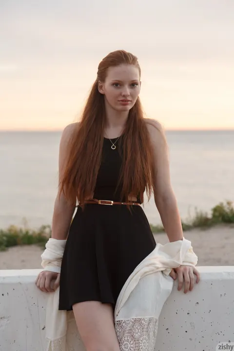 Wendy Patton: Petite Redhead Flashes Her Panties Under a Dress on the Beach – photo 1 of 11