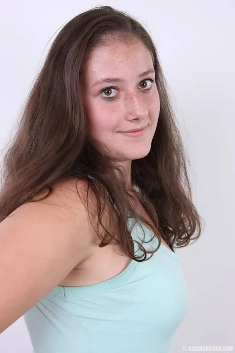 Czech BBW Strips and Poses Nude – photo 4 of 20