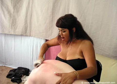 BBW Brunette Spanks Nude Man Over Her Knee – photo 12 of 15