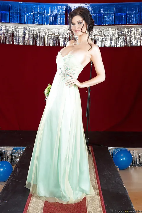 Kendall Karson: Brunette with Big Enhanced Tits Spreads in a Prom Dress and Heels – photo 2 of 16