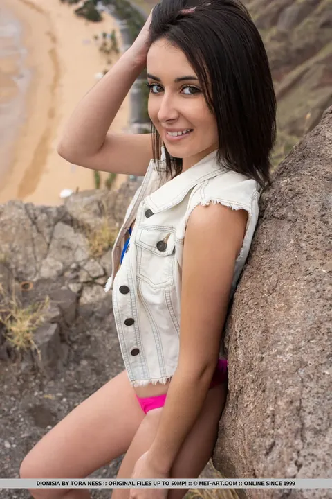 Petite European Brunette Strips Out of Her Bikini on a Cliff – photo 3 of 18
