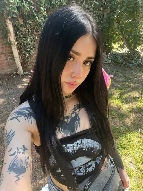 Skinny Latina Brunette Shows Her Tattoo While Posing – photo 17 of 20