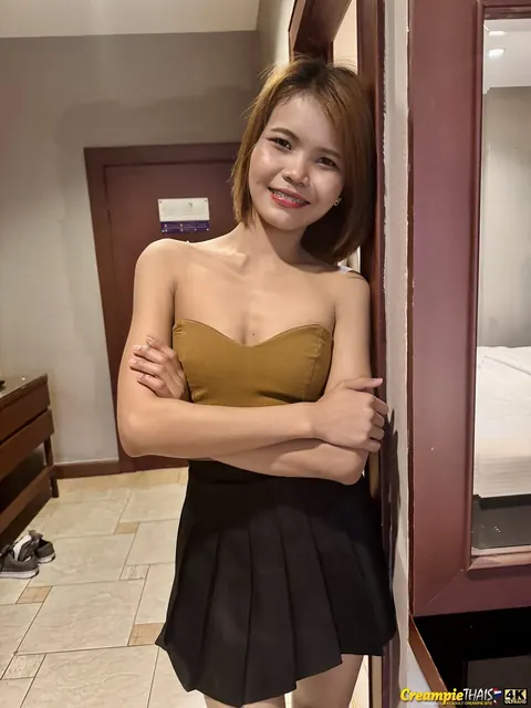 Thai BBW Stripteases and Takes a Creampie in the Bedroom – photo 4 of 21