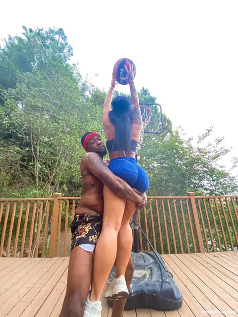Monica Santhiago: Curvy Latina MILF Fucks Bareback with a Black Man – photo 9 of 21