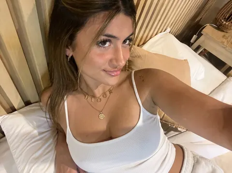 Slim Woman Undresses to Show Her Natural Tits – photo 7 of 14