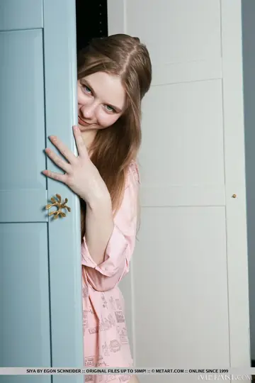 Woman Bares Her Shaved Pussy and Spreads Wide for Closeups
