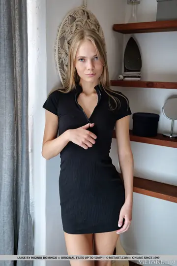 Blonde Babe Strips Out of Her Skirt to Spread