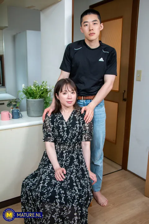 Mature Asian MILF Joins a Threesome for Anal and a Creampie – photo 10 of 21