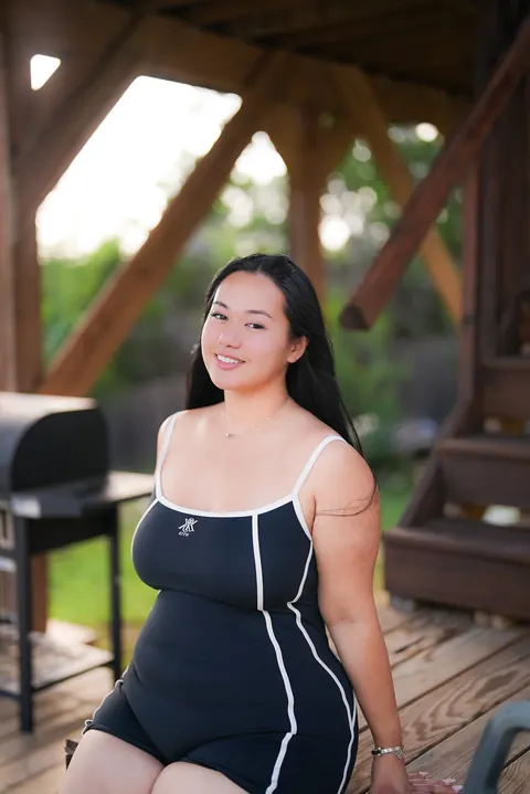 Curvy Asian Woman Strips Out of Her Bikini and Lingerie – photo 4 of 20