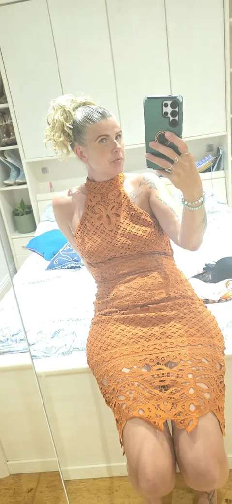 Curly Blonde MILF in a Dress Strips for Selfies – photo 4 of 10