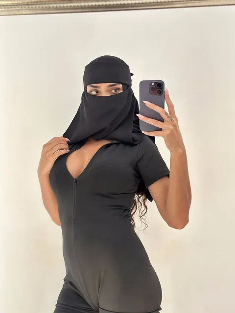 Arab Brunette BBW with Big Tits Strips and Poses – photo 7 of 20