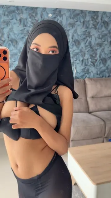 Slim Arab Woman with Big Natural Tits Snaps a Selfie