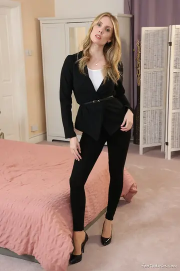 Blonde with Big Tits Removes Her Heels and Pantyhose Then Spreads