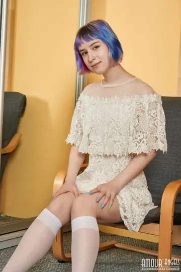 Ebony Redhead Shows Her Hairy Pussy in Socks