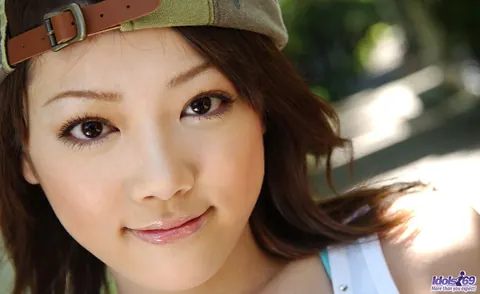 Mai Kitamura: Japanese Brunette Strips Out of Her Panties Outdoors – photo 1 of 16
