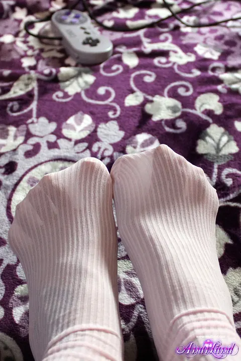 Andi Land: Skinny Brunette in Socks Slides Panties Aside – photo 7 of 15