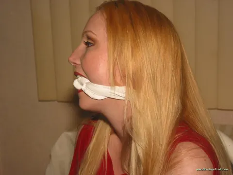 Bound Blonde MILF Spreads Her Legs in High Heels – photo 10 of 16