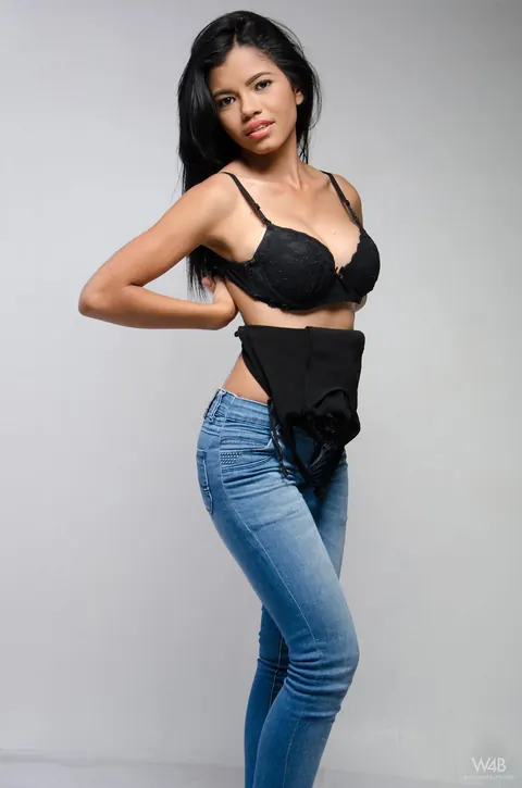 Busty Brunette Strips Off Her Jeans and Top for Lingerie – photo 3 of 16